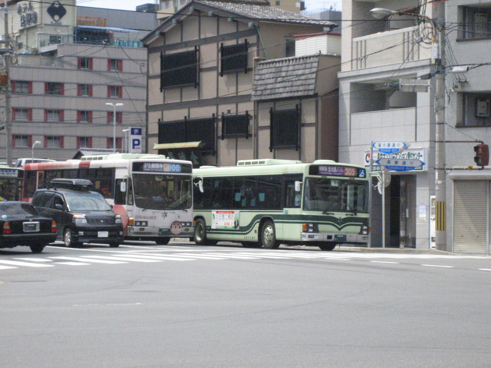 洛バス、京都市営バス